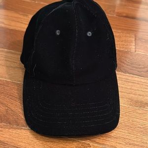 Athleta velvet baseball cap-never worn
